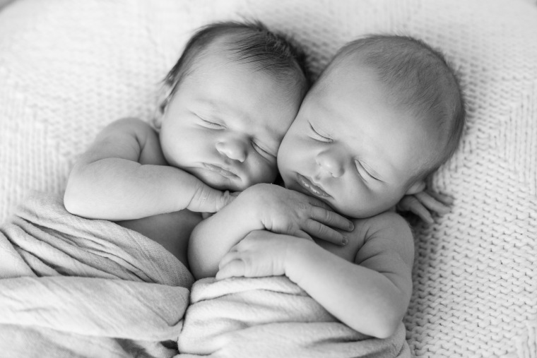 Newborn children born with the help of a Doula